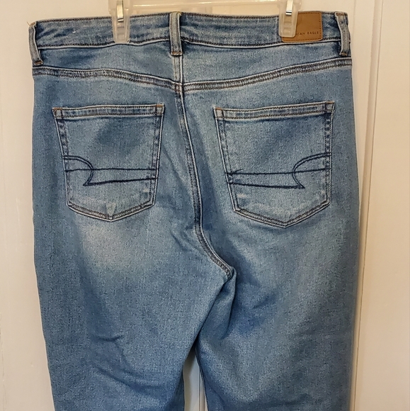 AE Mom Jean sz 10 - Picture 1 of 4